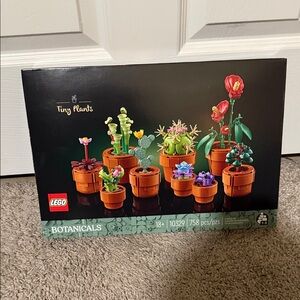 LEGO Botanical Collection with Colorful Plants